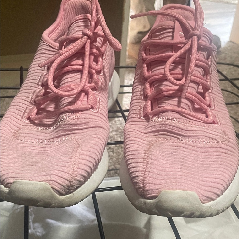 adidas Women's Sneakers in Soft Pink